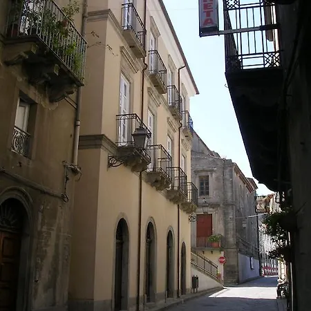 Bed & Breakfast Palazzo Russo Novara di Sicilia